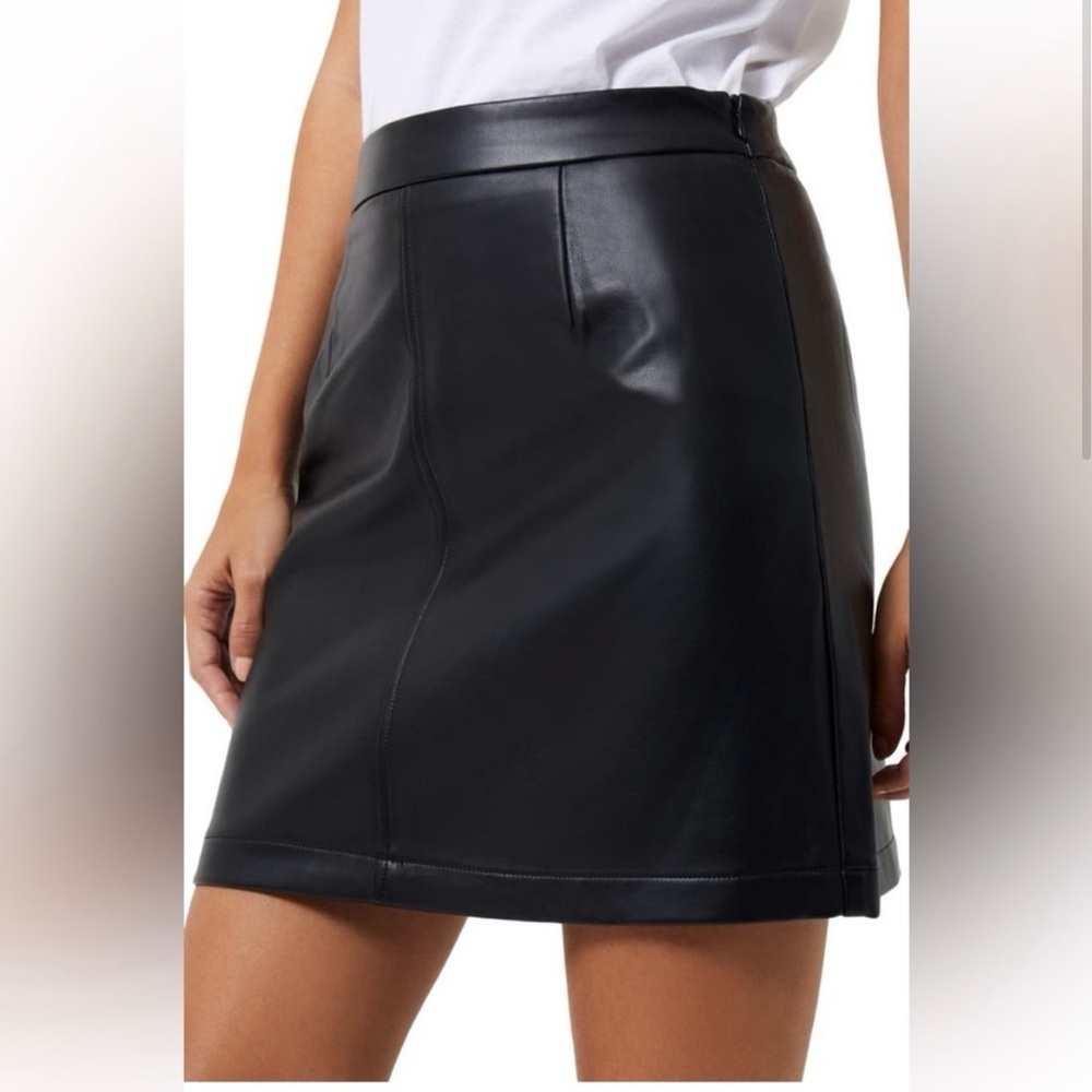 French Connection Vegan Leather Skirt, Size 6!